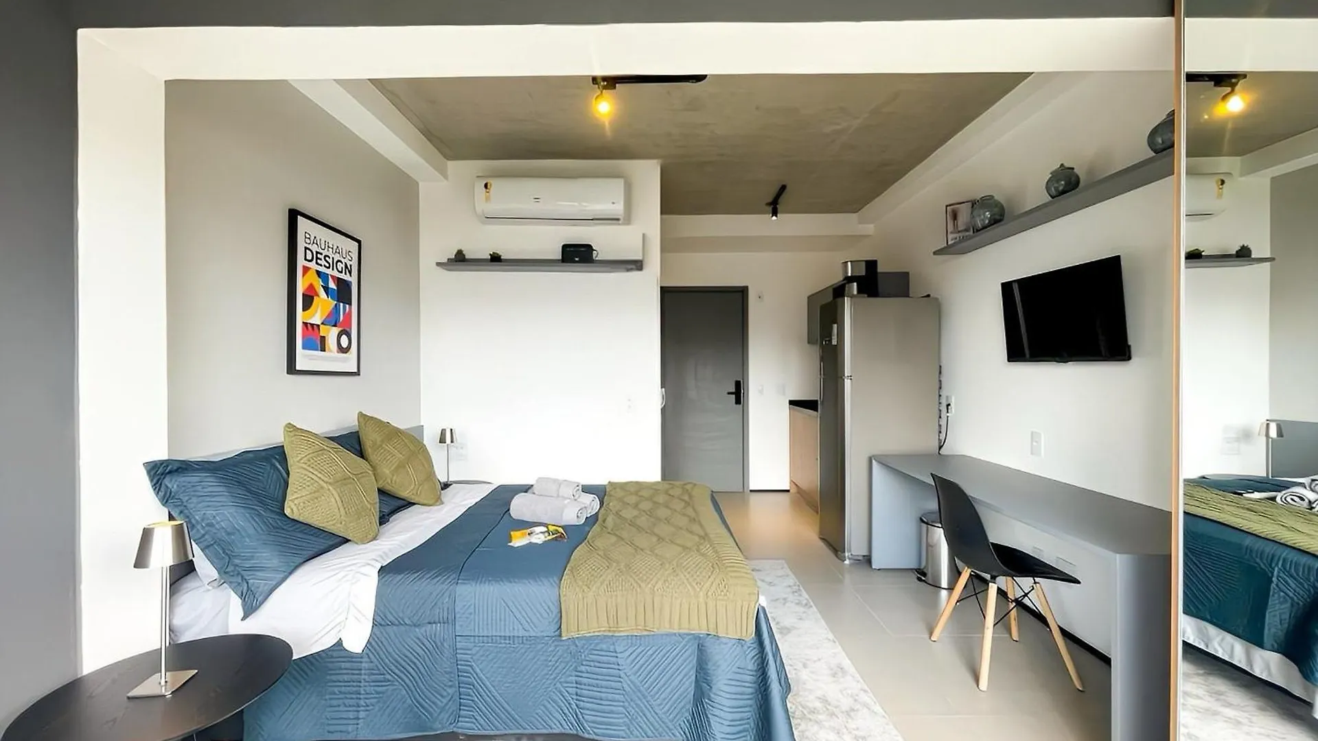Villa Luxo No Coracao De Sao Paulo, Estacionamento Pago